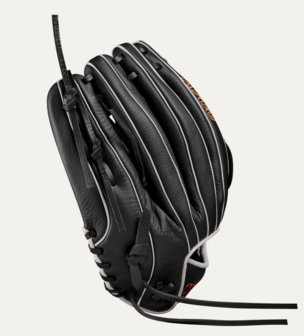 Wilson A700 2024 12,25" RHT