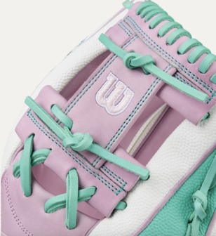 Wilson A2000 FALL 2025 H1175SS FP 11,75'' RHT