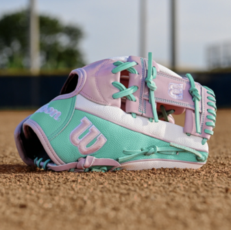 Wilson A2000 FALL 2025 H1175SS FP 11,75'' RHT