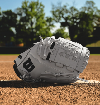 Wilson A1000 P12 Fastpitch 12" RHT